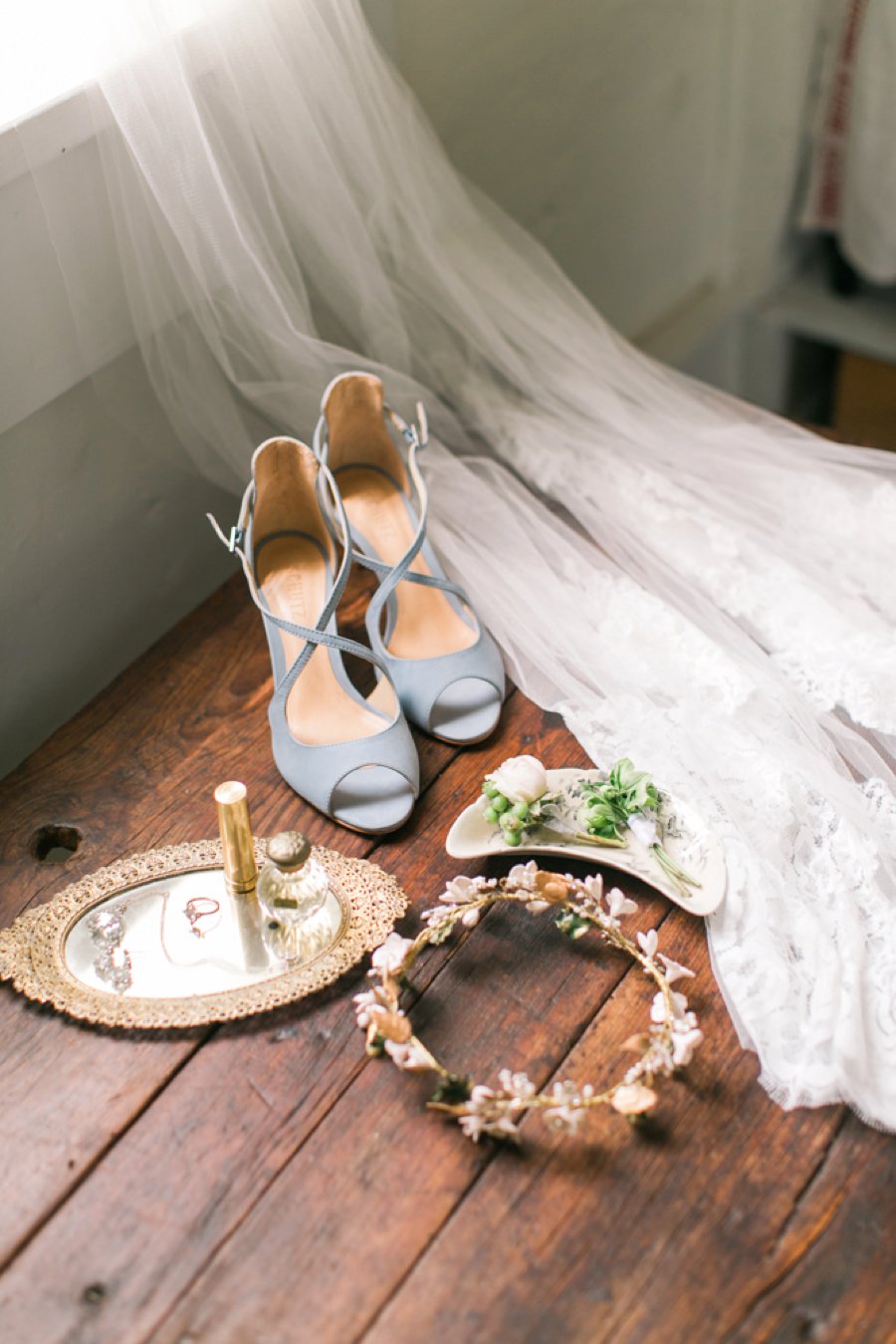 Fresh Blush & Lavender Southern Wedding Ideas via TheELD.com