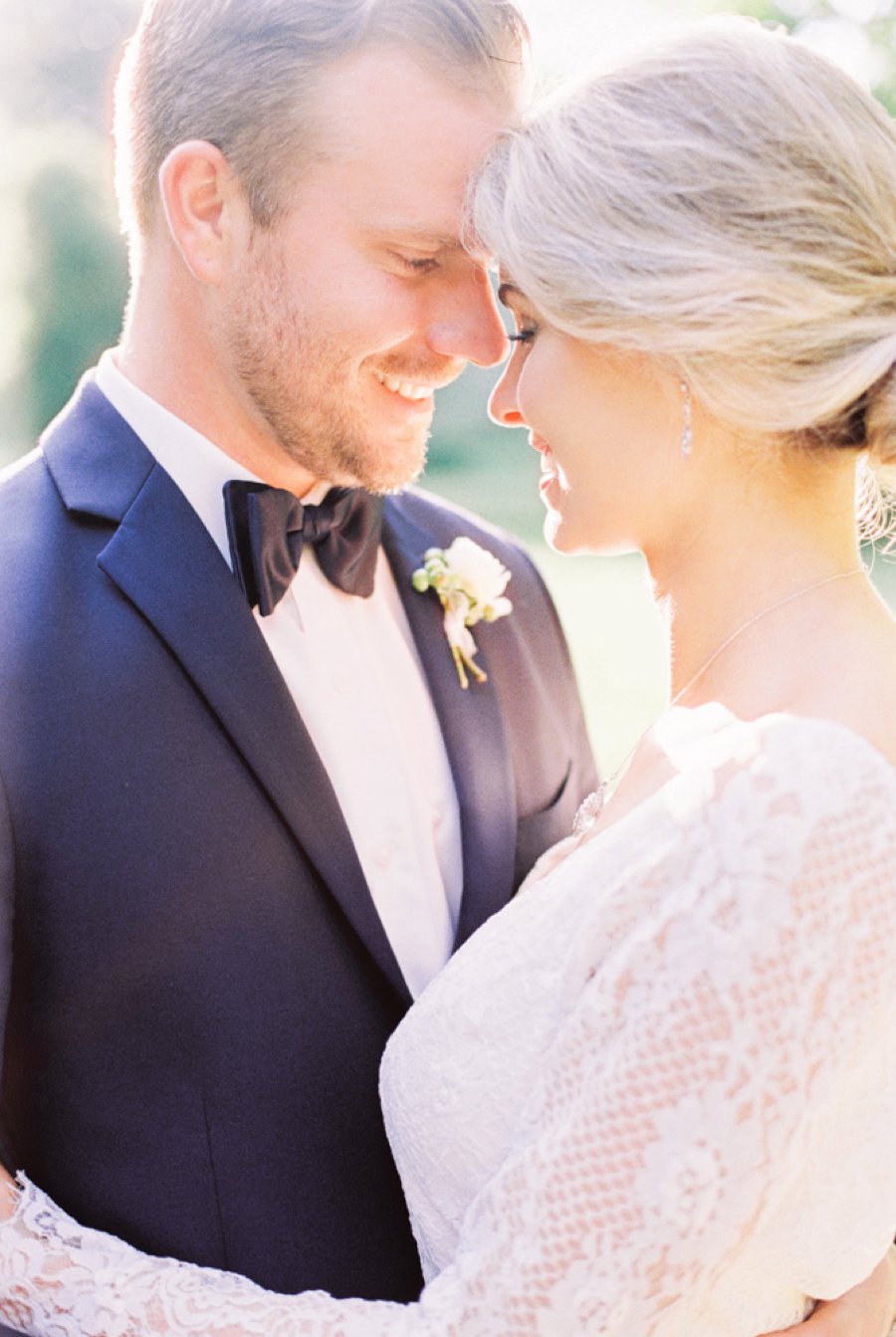 Fresh Blush & Lavender Southern Wedding Ideas via TheELD.com