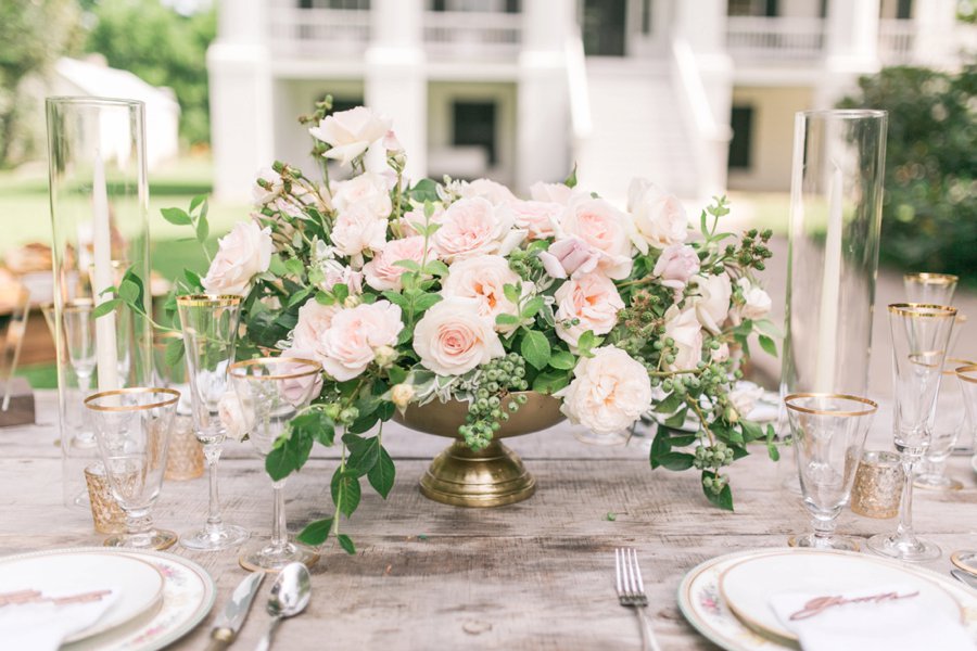 Fresh Blush & Lavender Southern Wedding Ideas via TheELD.com