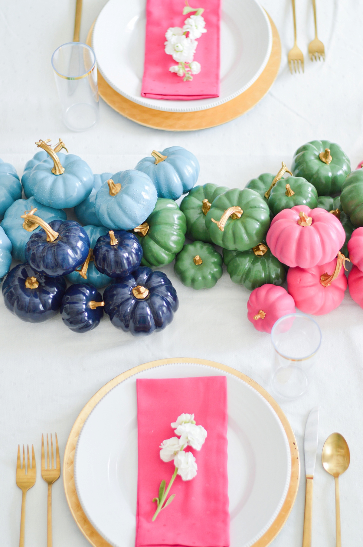 Colorful Thanksgiving Decor via TheELD.com