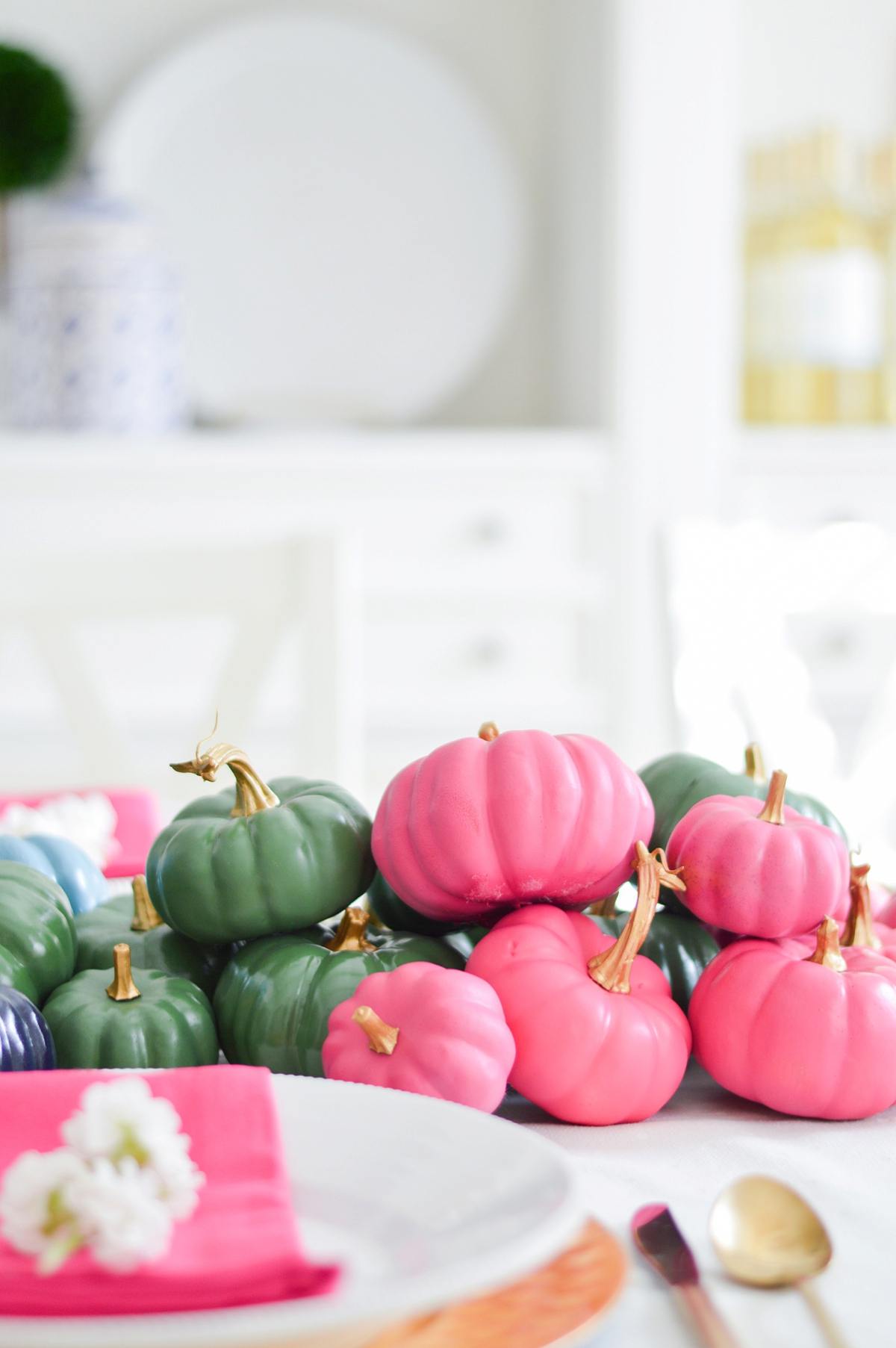 Colorful Thanksgiving Decor via TheELD.com