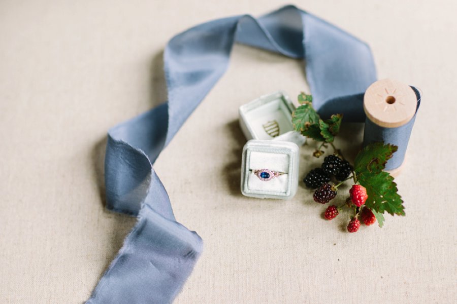 Elegant & Organic Tennessee Wedding Ideas via TheELD.com