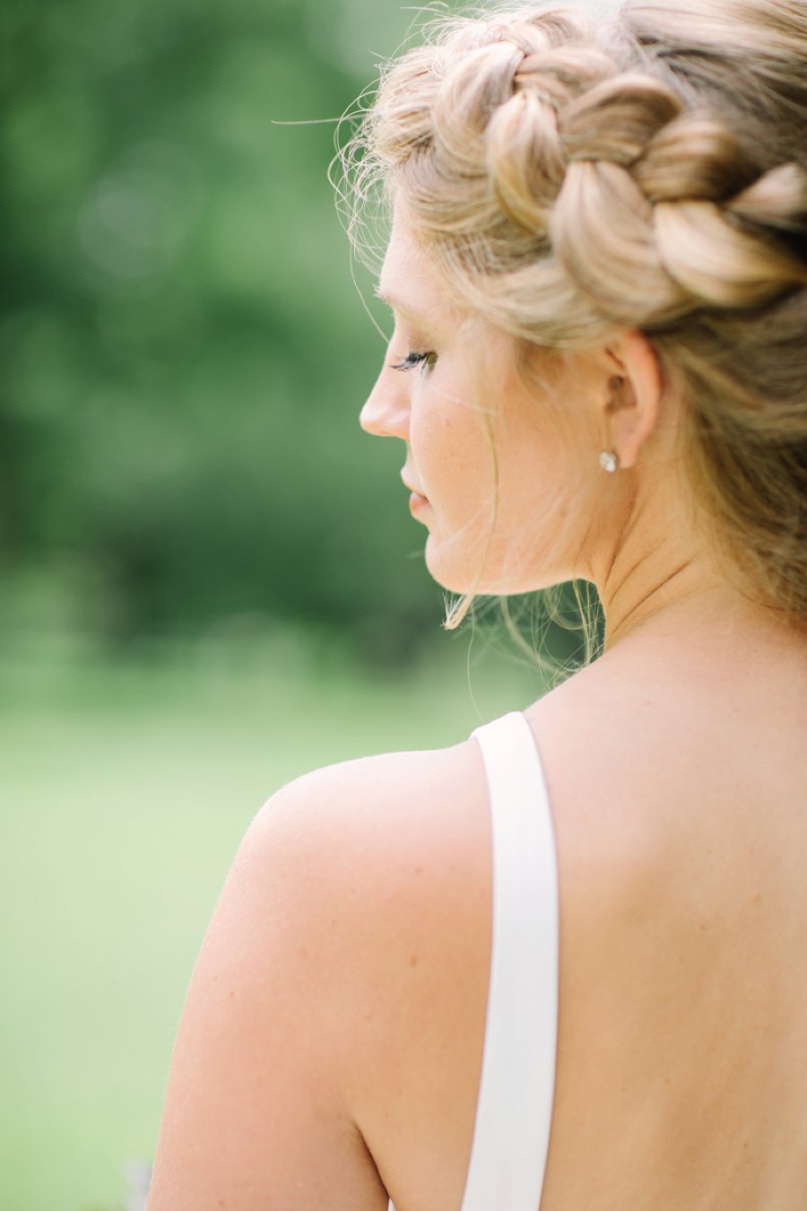 Elegant & Organic Tennessee Wedding Ideas via TheELD.com