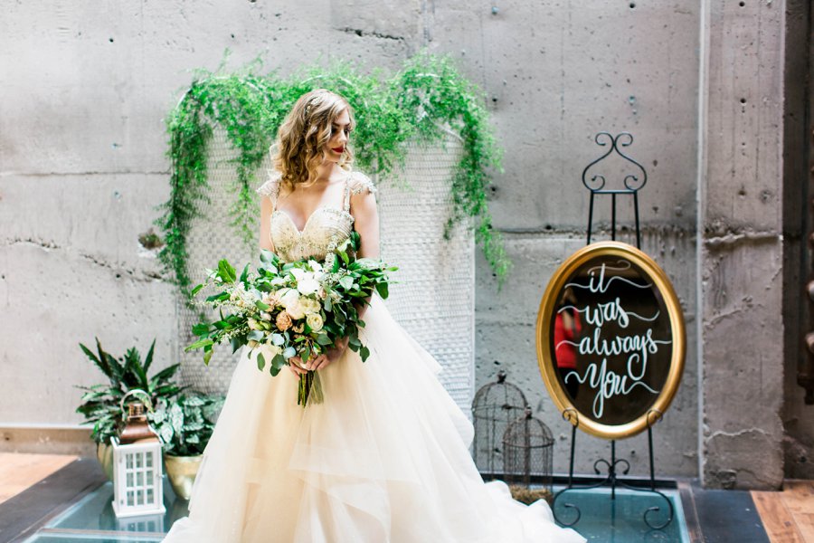 Green & White Modern Ethereal Wedding Ideas via TheELD.com