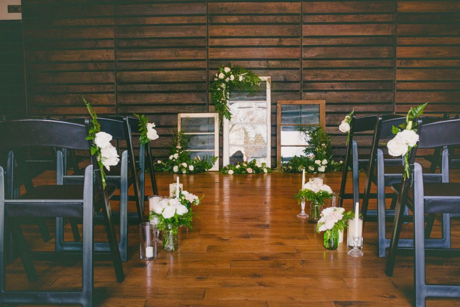 Green & White Modern Ethereal Wedding Ideas via TheELD.com