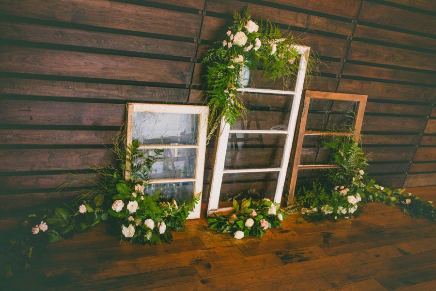 Green & White Modern Ethereal Wedding Ideas via TheELD.com