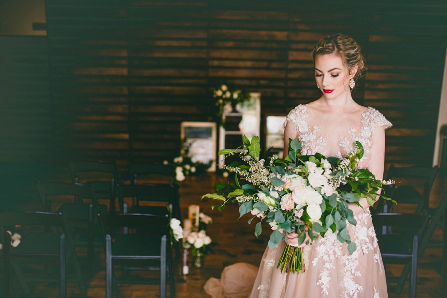 Green & White Modern Ethereal Wedding Ideas via TheELD.com