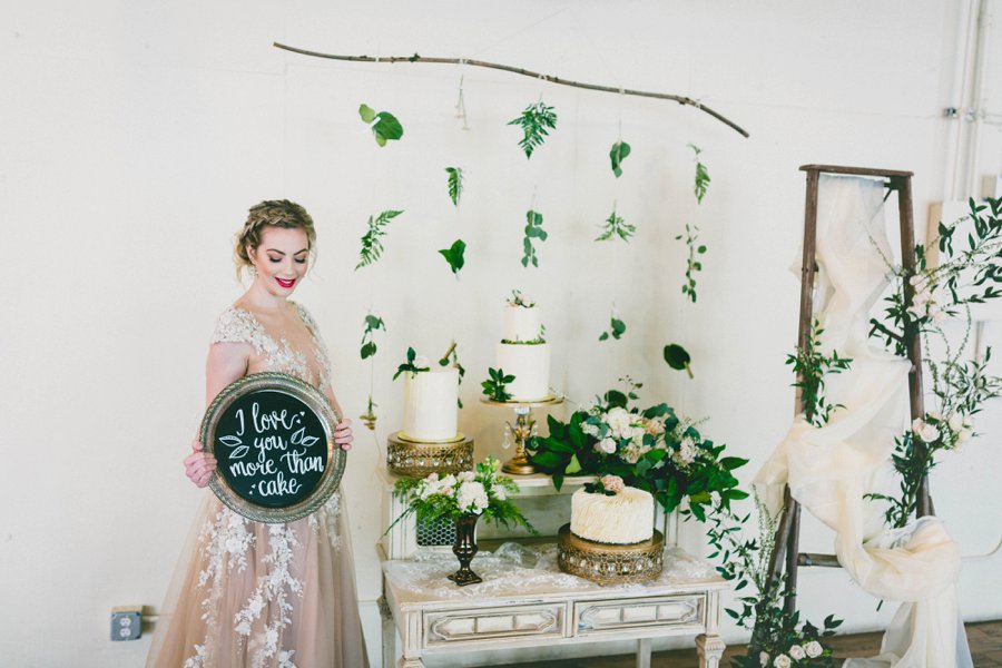 Green & White Modern Ethereal Wedding Ideas via TheELD.com