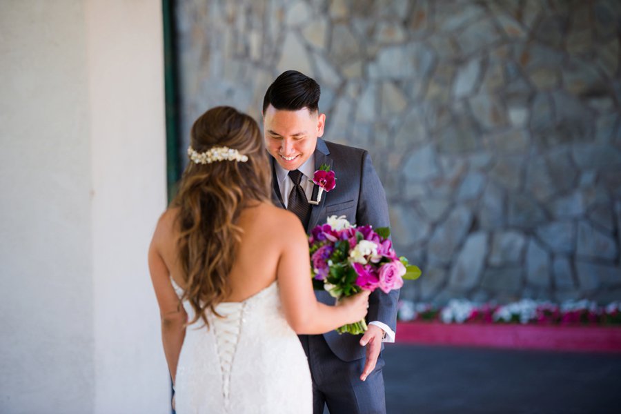 A Modern & Elegant Purple California Wedding via TheELD.com