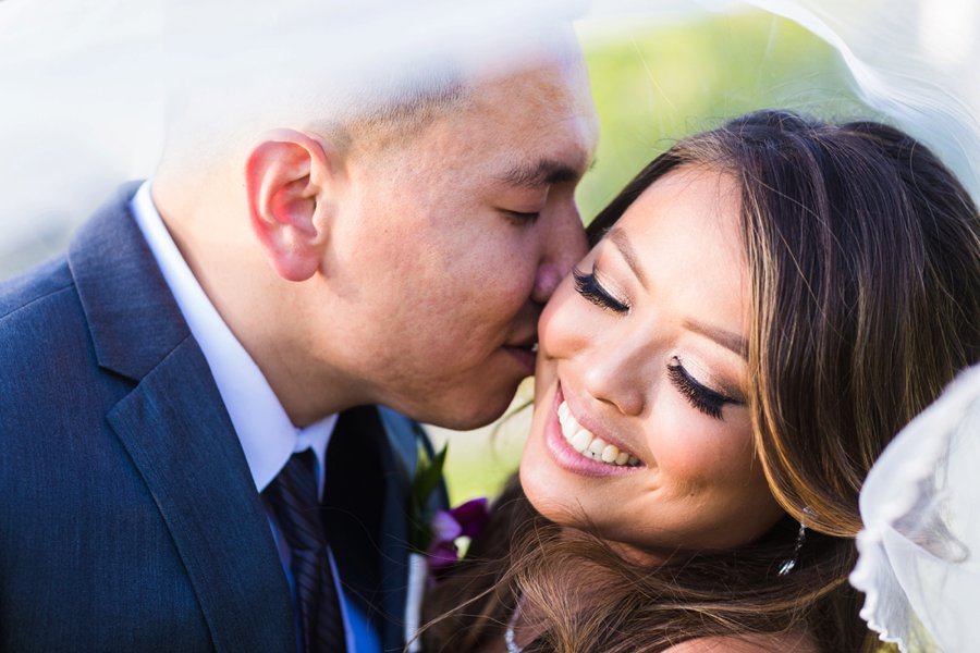 A Modern & Elegant Purple California Wedding via TheELD.com