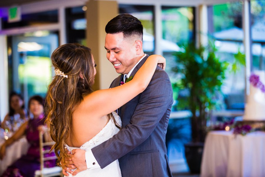 A Modern & Elegant Purple California Wedding via TheELD.com