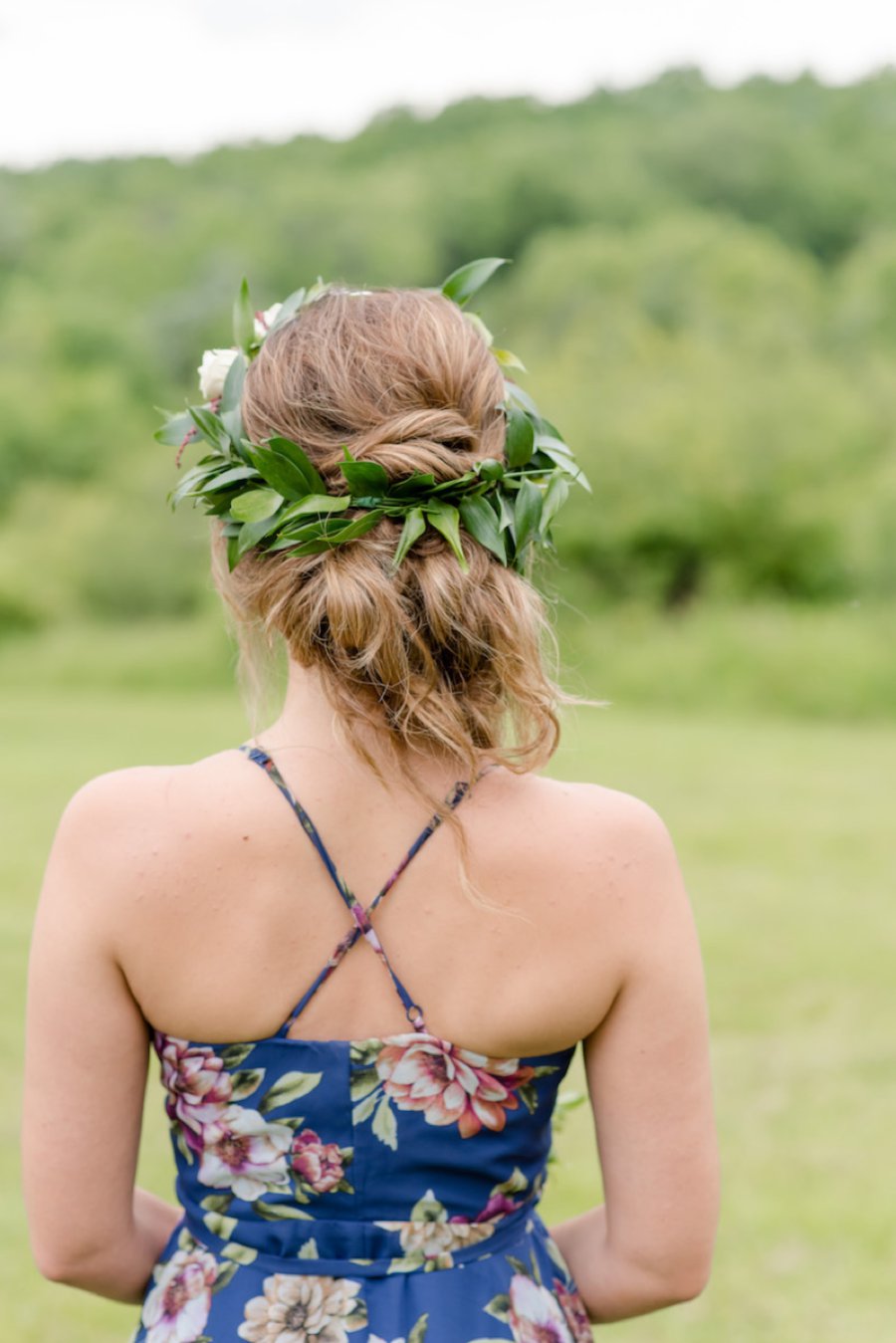 A Summer Red & Blue Rustic Boho Hudson Valley Wedding via TheELD.com