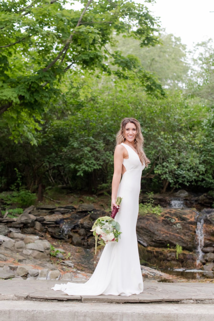 A Summer Red & Blue Rustic Boho Hudson Valley Wedding via TheELD.com