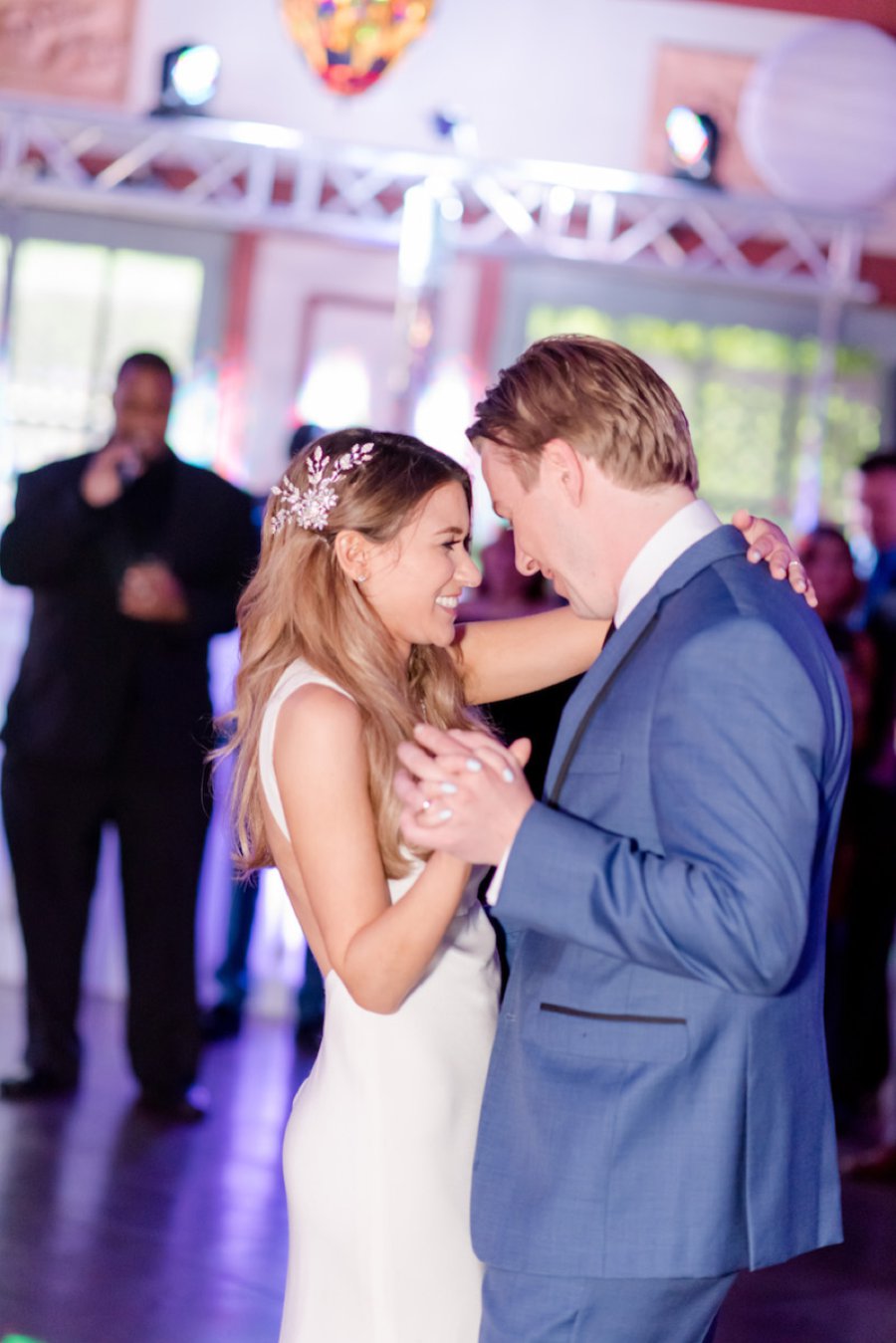 A Summer Red & Blue Rustic Boho Hudson Valley Wedding via TheELD.com