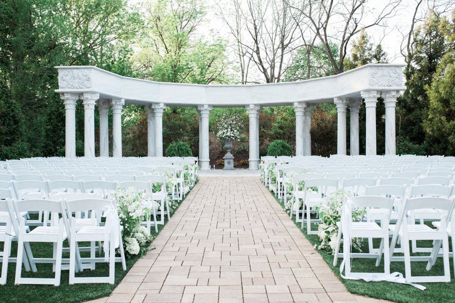 A Modern Elegant Blush & Gray Delaware Wedding via TheELD.com