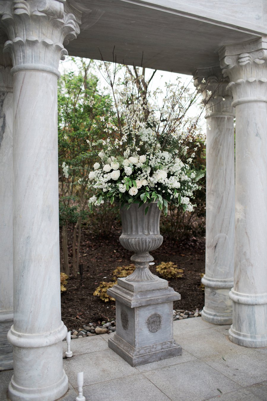 A Modern Elegant Blush & Gray Delaware Wedding via TheELD.com