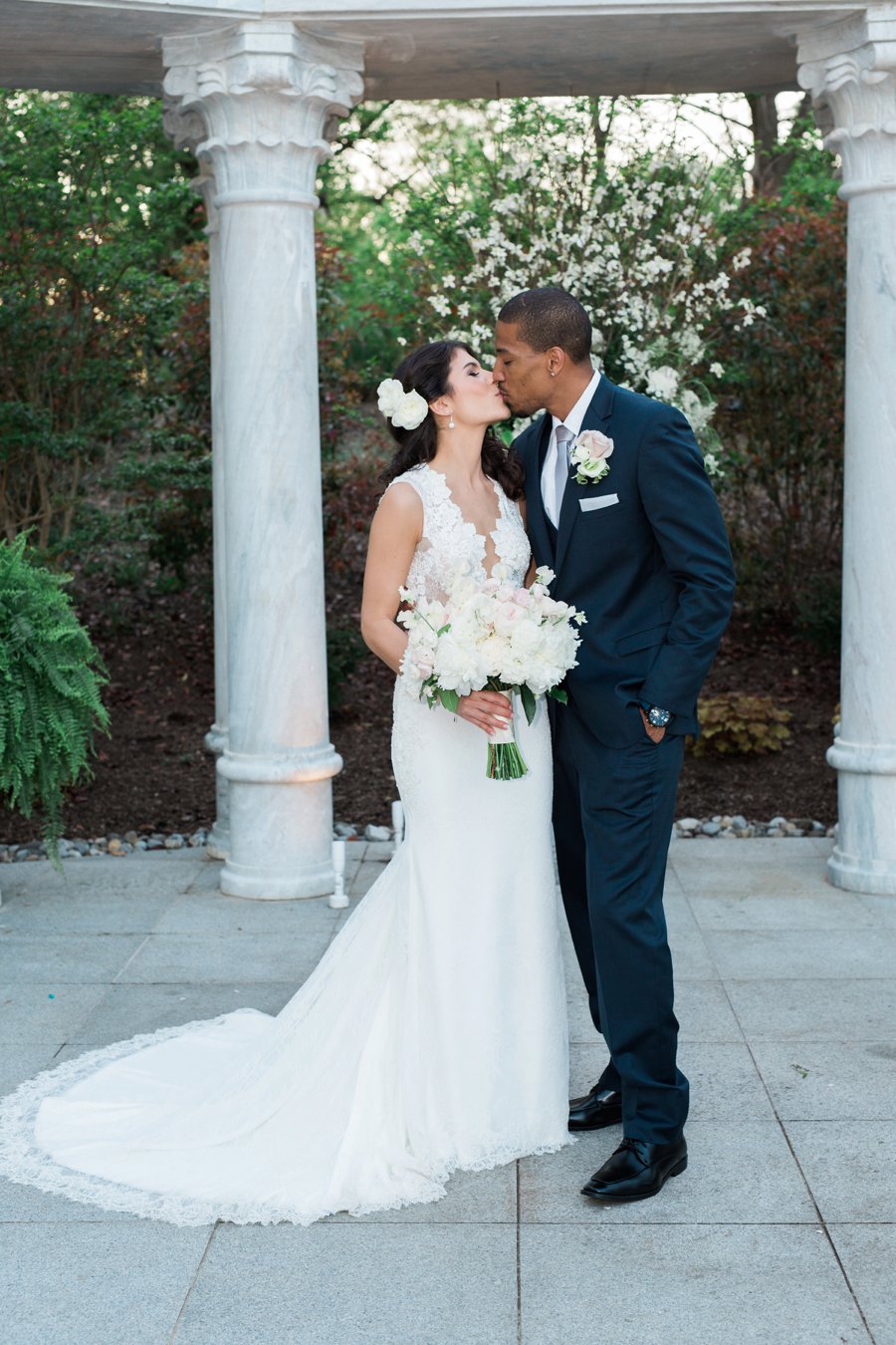 A Modern Elegant Blush & Gray Delaware Wedding via TheELD.com