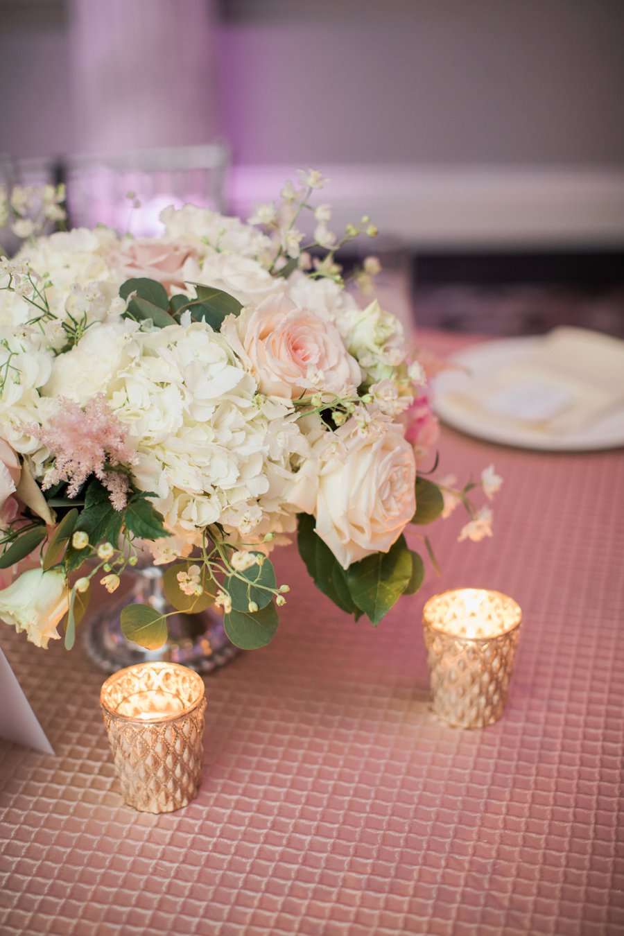 A Modern Elegant Blush & Gray Delaware Wedding via TheELD.com