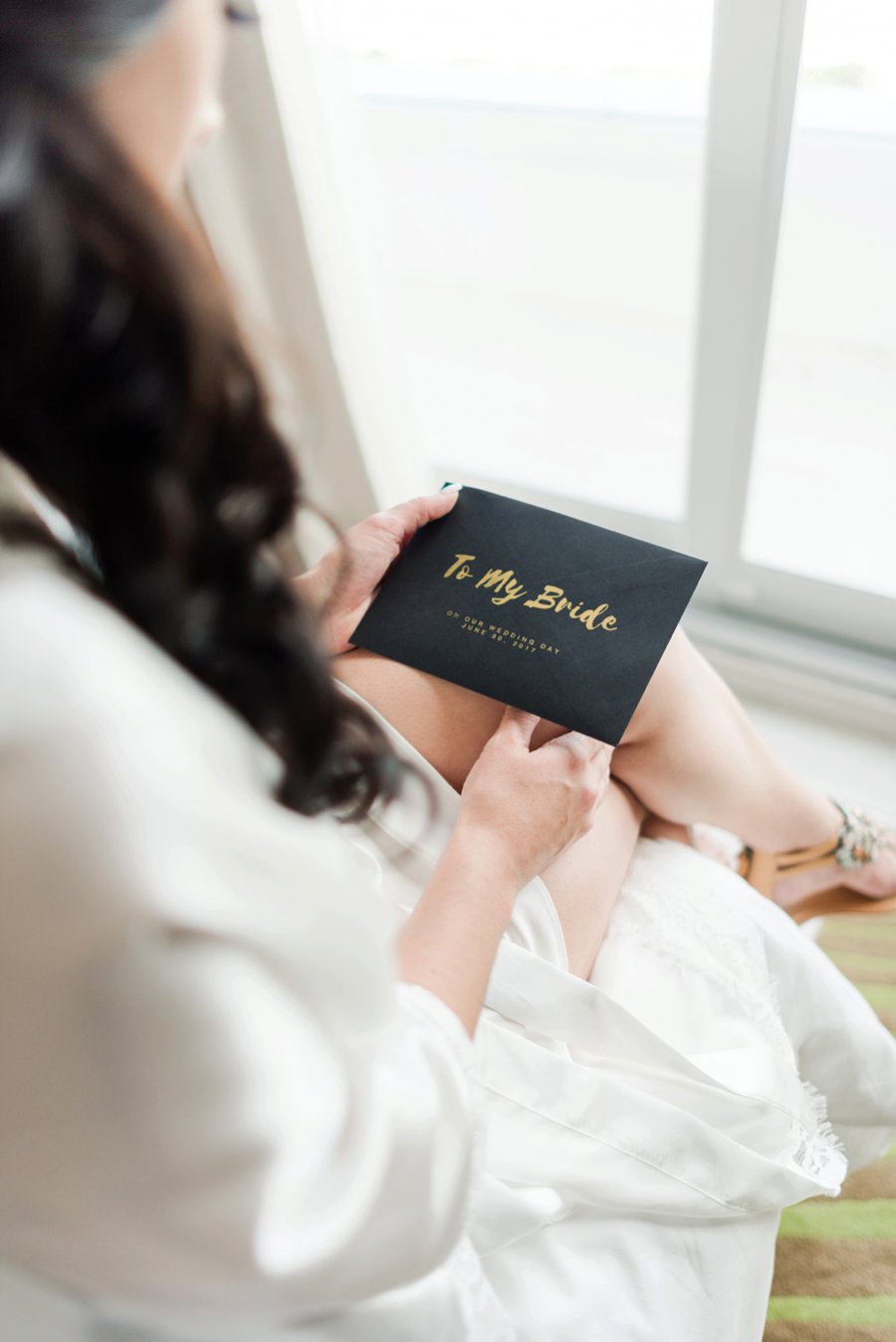 A Glamorous Black, White, & Gold Miami Wedding via TheELD.com