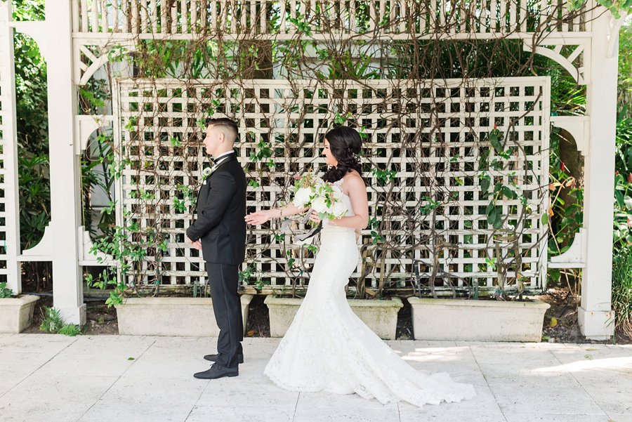 A Glamorous Black, White, & Gold Miami Wedding via TheELD.com