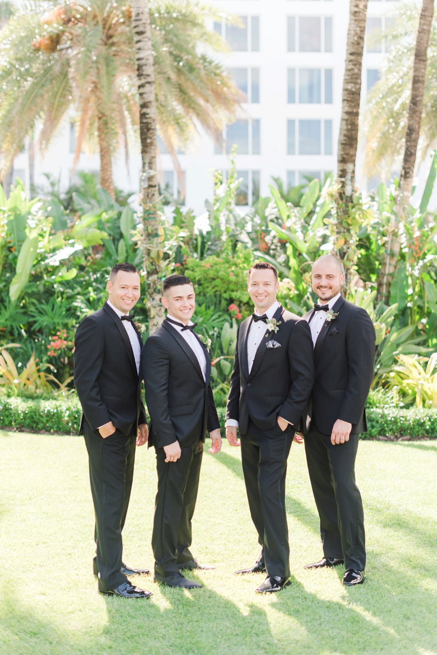 A Glamorous Black, White, & Gold Miami Wedding via TheELD.com