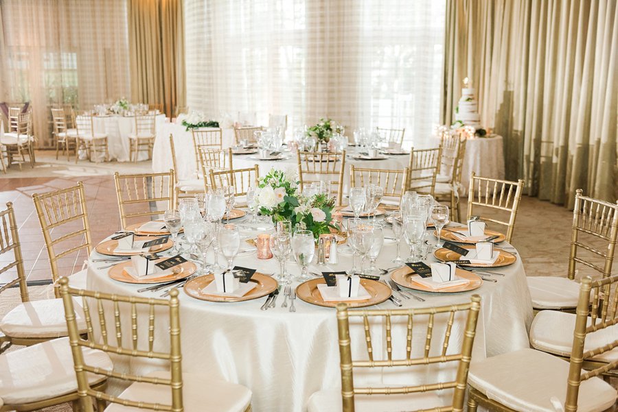 A Glamorous Black, White, & Gold Miami Wedding via TheELD.com