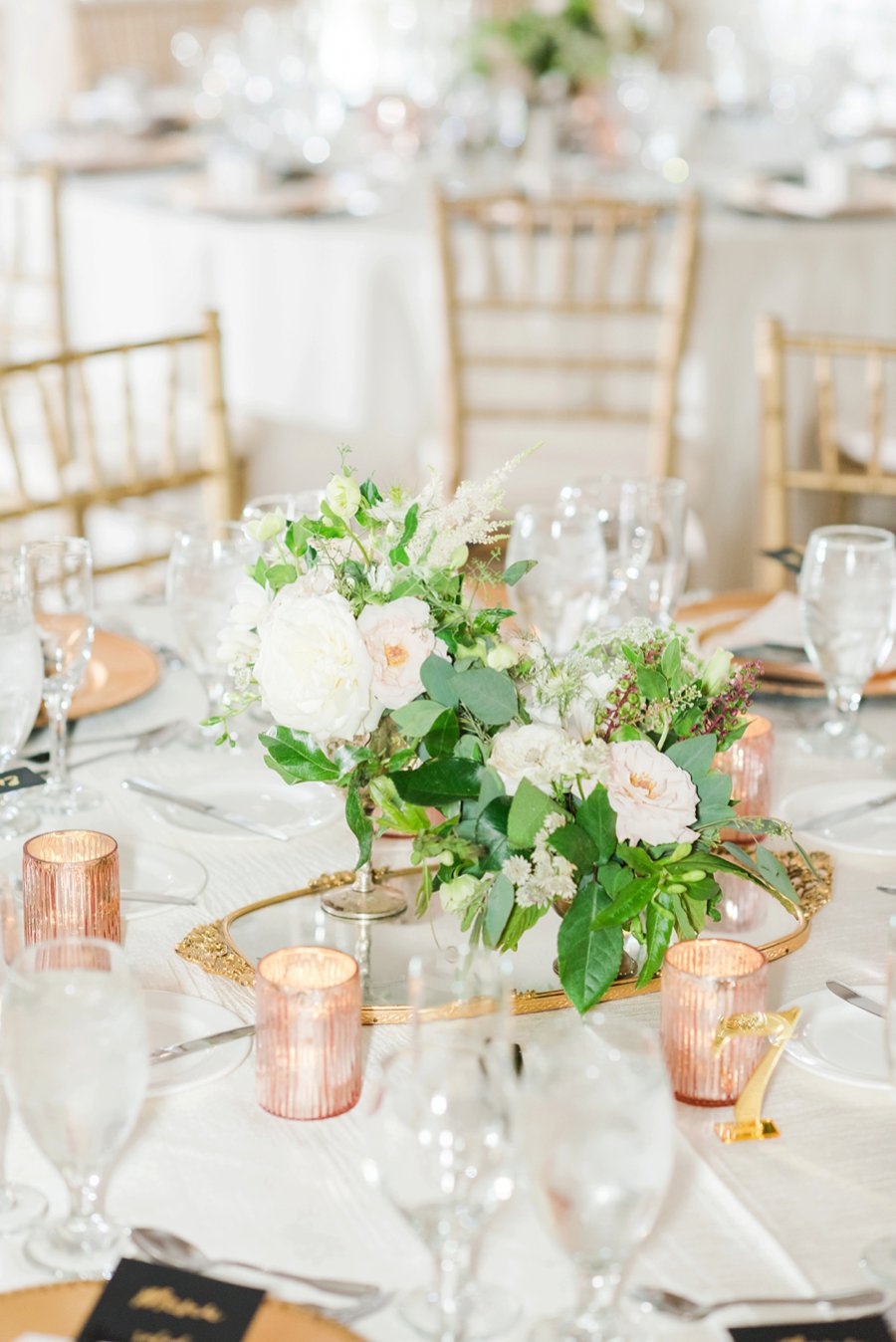 A Glamorous Black, White, & Gold Miami Wedding via TheELD.com