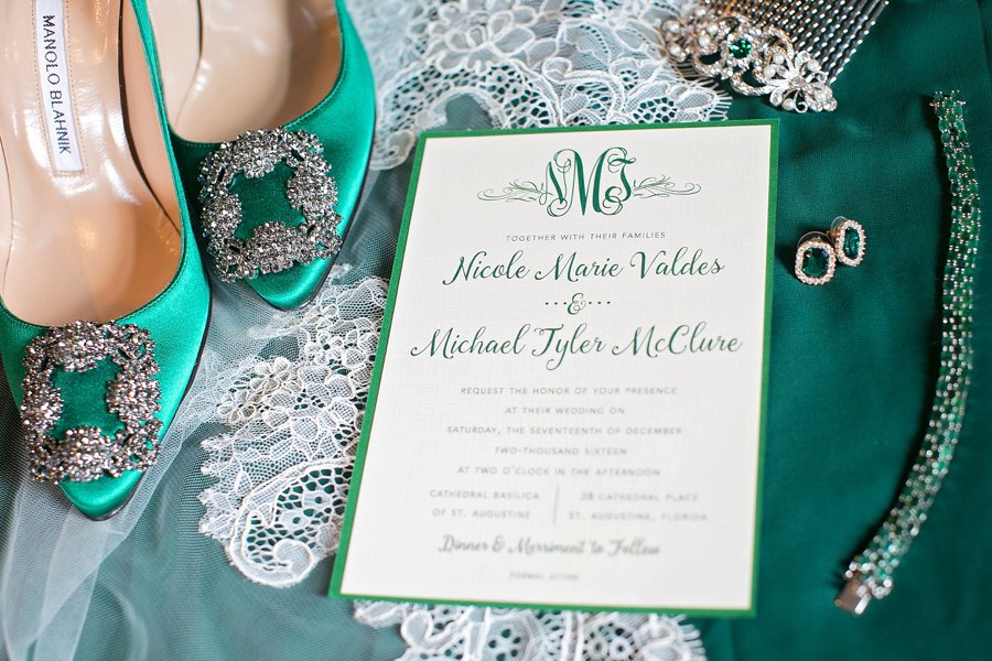 A Green & White Elegant Wedding In Saint Augustine via TheELD.com