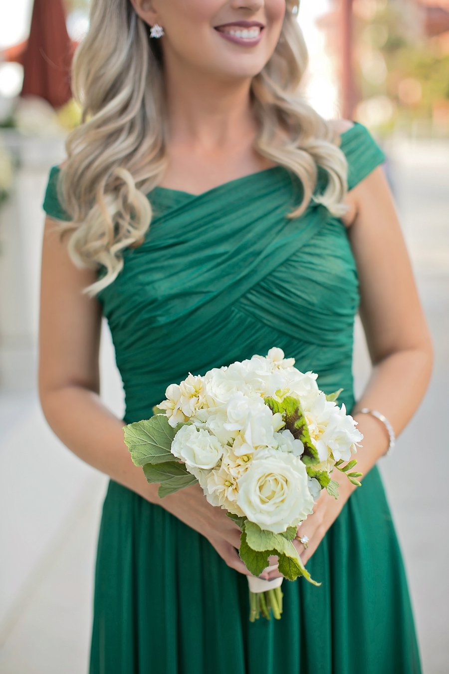 A Green & White Elegant Wedding In Saint Augustine via TheELD.com