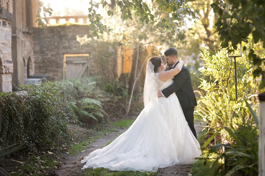 A Green & White Elegant Wedding In Saint Augustine via TheELD.com