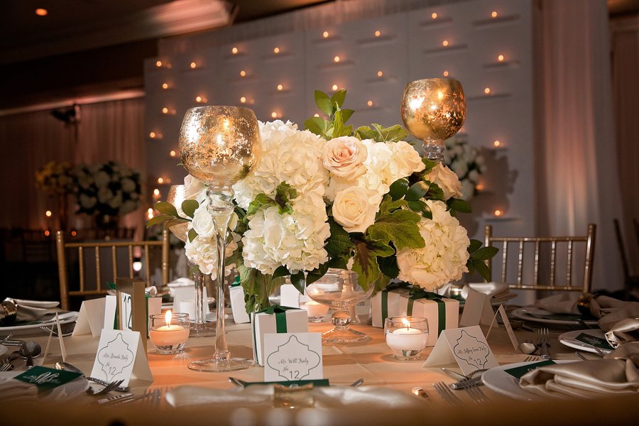 A Green & White Elegant Wedding In Saint Augustine via TheELD.com