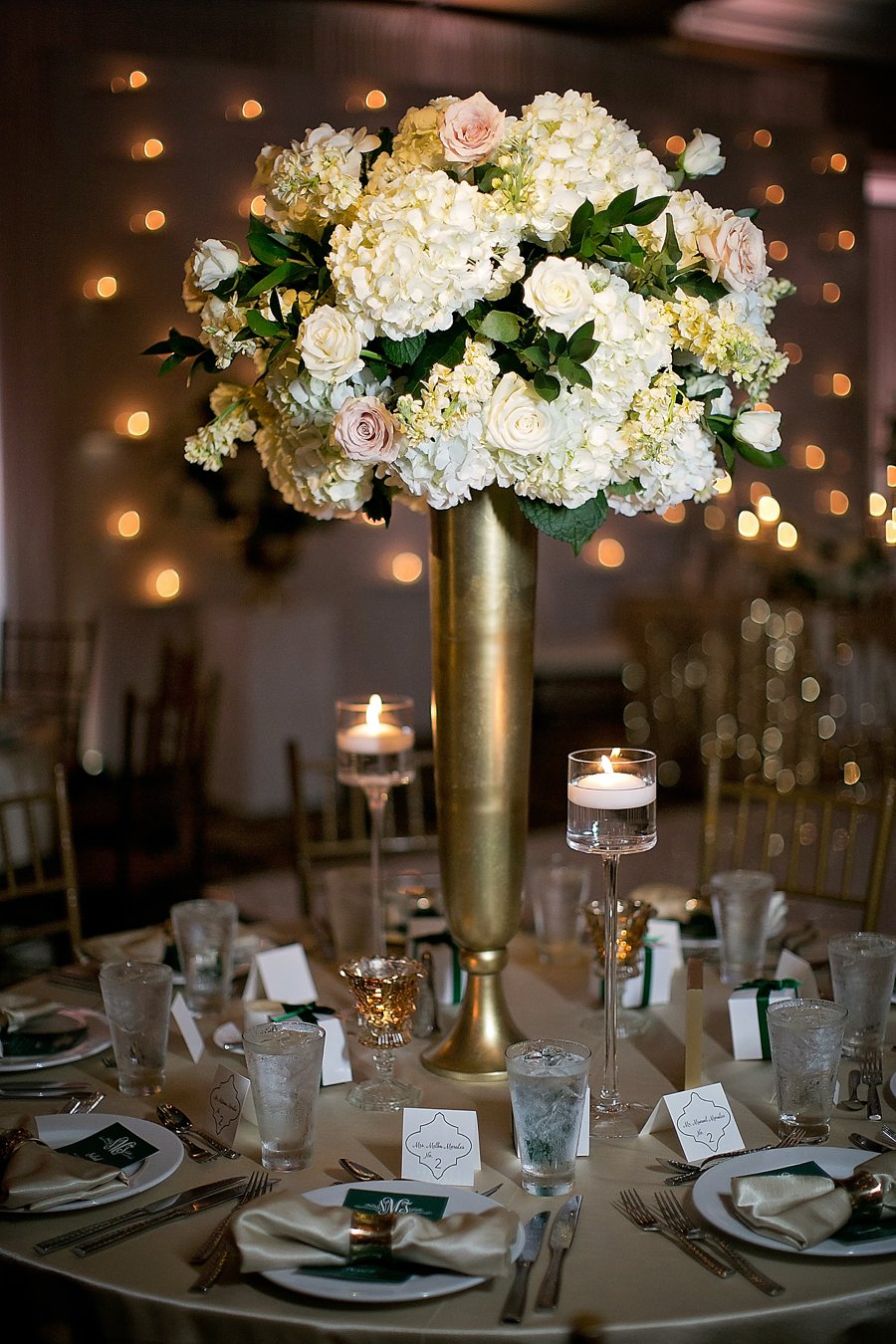 A Green & White Elegant Wedding In Saint Augustine via TheELD.com