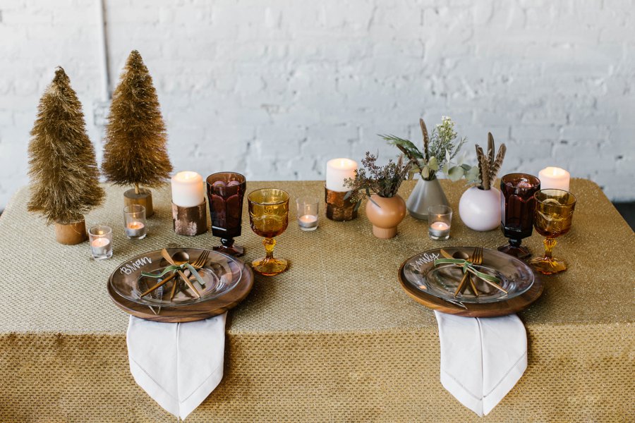 12 Days of Christmas Tabletops: 4 Calling Birds via TheELD.com