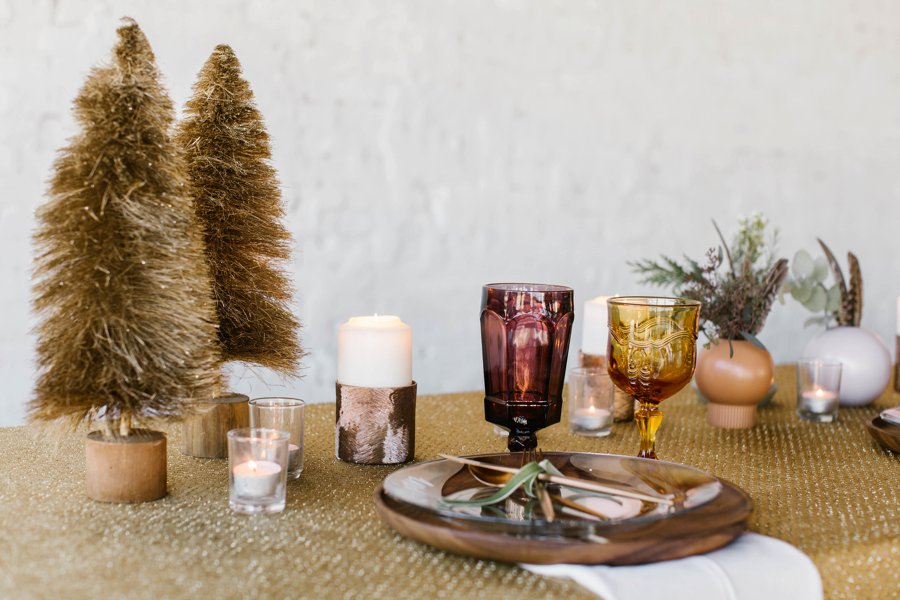 12 Days of Christmas Tabletops: 4 Calling Birds via TheELD.com