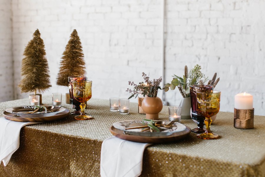 12 Days of Christmas Tabletops: 4 Calling Birds via TheELD.com