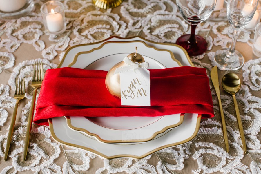 12 Days of Christmas Tabletops: A Partridge in a Pear Tree via TheELD.com