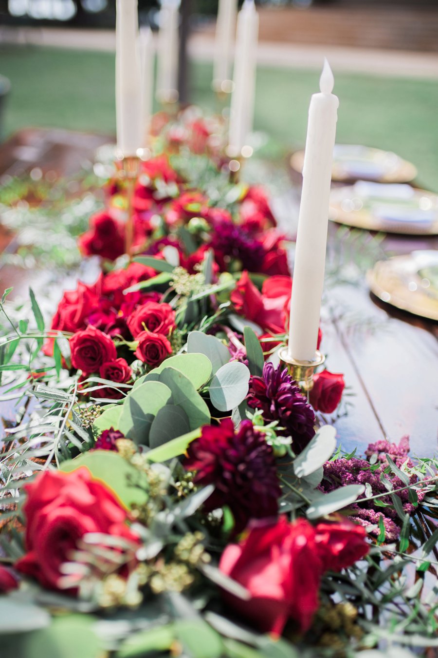 Red & Green Hawaiian Holiday Wedding Ideas via TheELD.com