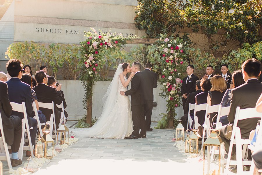 A Timeless Bright Pink, White, & Gold Los Angeles Wedding via TheELD.com