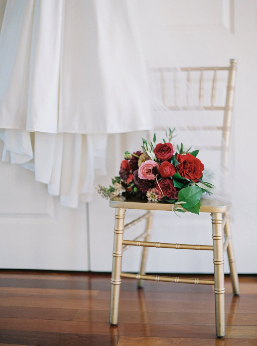 An Elegant Coral & Red Virginia Vineyard Wedding via TheELD.com