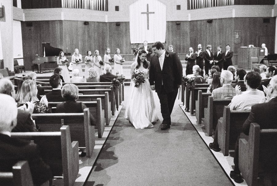 An Elegant Coral & Red Virginia Vineyard Wedding via TheELD.com