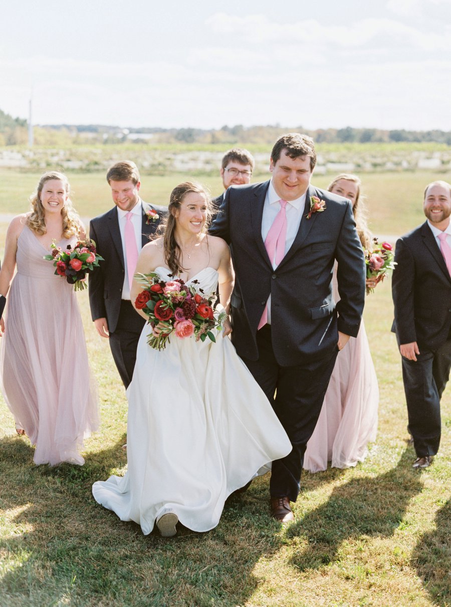 An Elegant Coral & Red Virginia Vineyard Wedding via TheELD.com