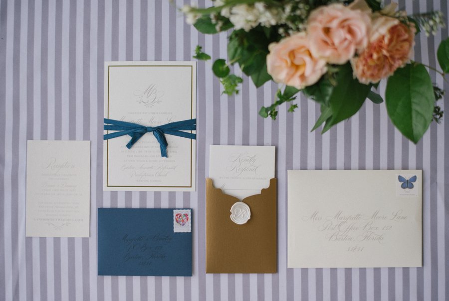 A Charming Blue & Peach Southern Wedding via TheELD.com