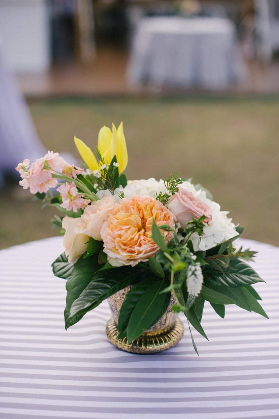 A Charming Blue & Peach Southern Wedding via TheELD.com