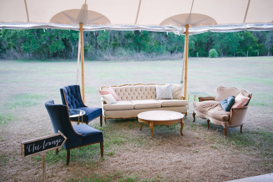 A Charming Blue & Peach Southern Wedding via TheELD.com