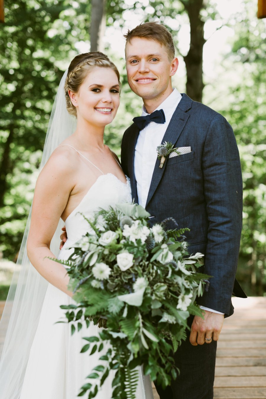 An Eco friendly Green & White Organic Ohio Wedding Day via TheELD.com