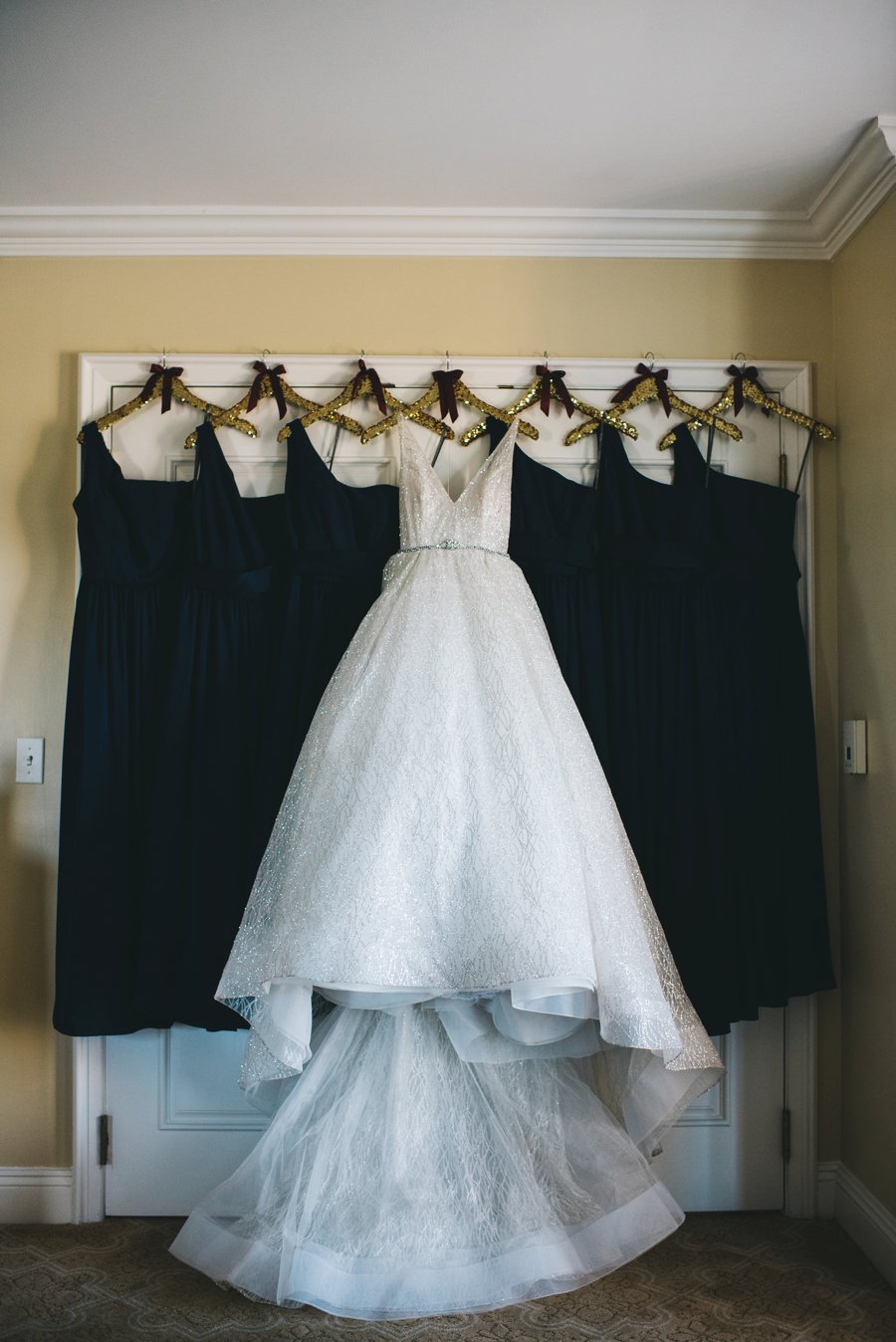 An Elegant Burgundy and Navy Fairytale Orlando Wedding Day via TheELD.com