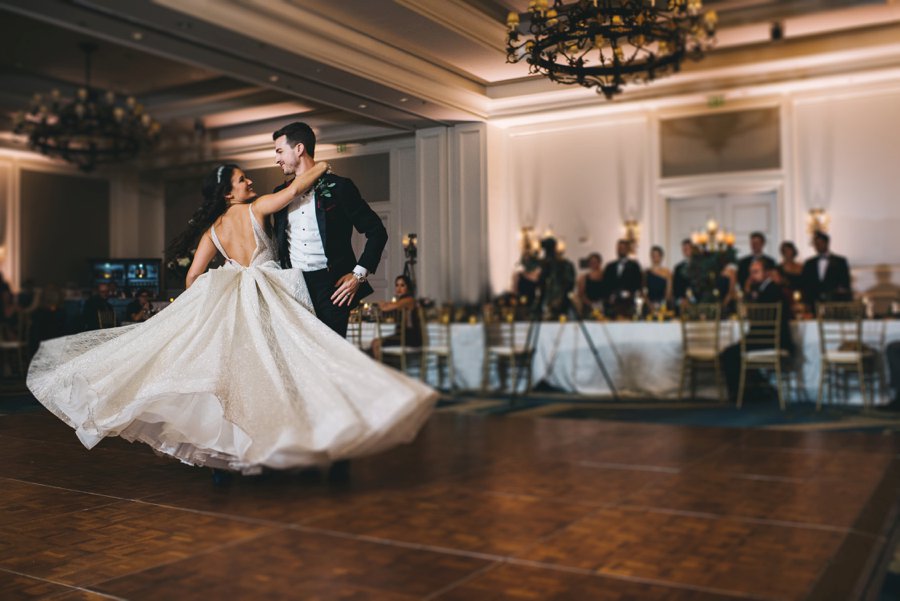 An Elegant Burgundy and Navy Fairytale Orlando Wedding Day via TheELD.com