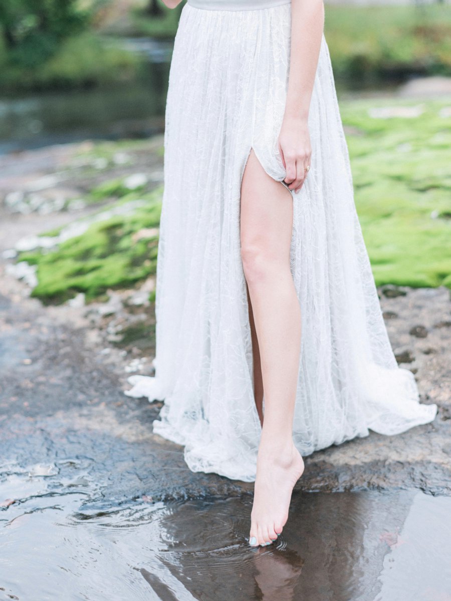 Romantic Ethereal Bridal Portraits via TheELD.com