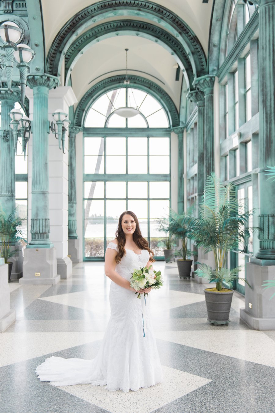 A Tropical & Elegant South Florida Wedding Day via TheELD.com