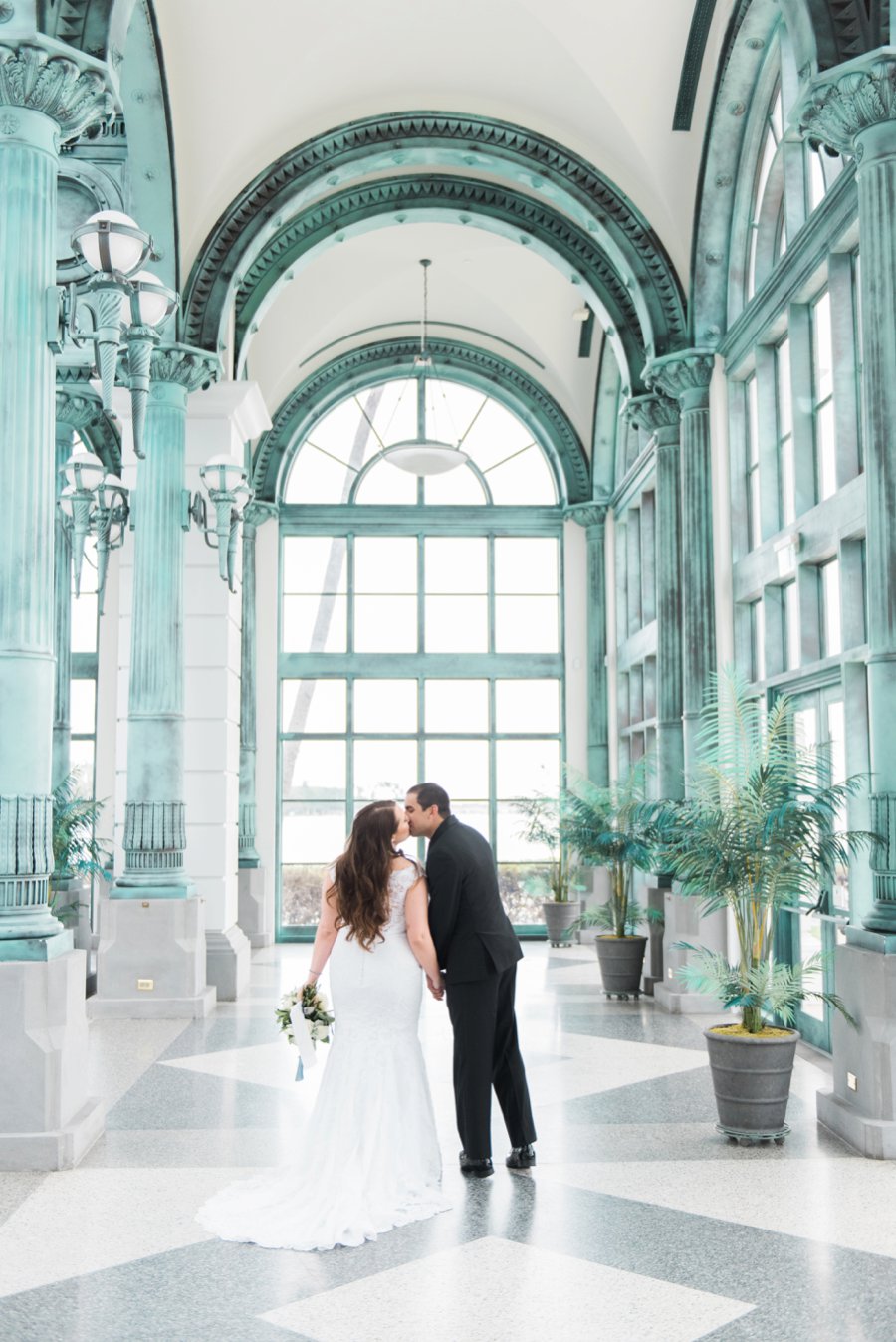 A Tropical & Elegant South Florida Wedding Day via TheELD.com